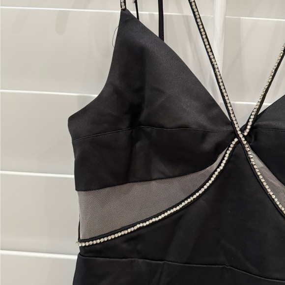 Black Backless Strappy‎ Dress - Picture 8 of 14